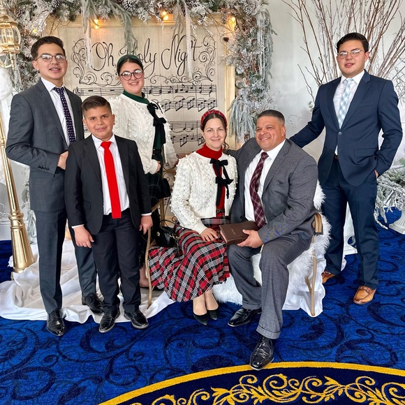 Meet your Posher, Lena - Picture 10 of 15